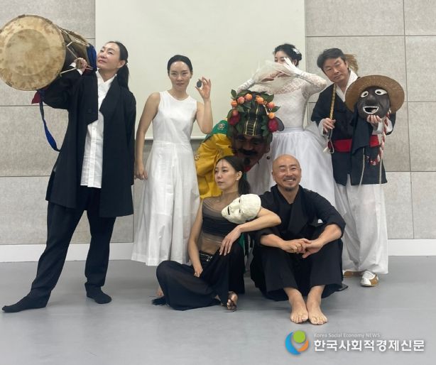 시립무용단 홀로홀춤